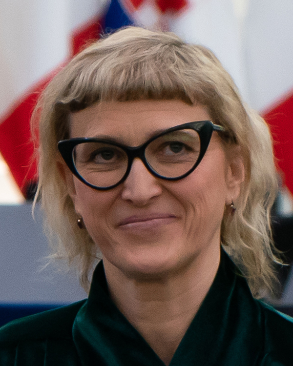 Filmregissören Jasmila Žbanić vid Europaparlamentet 2022.